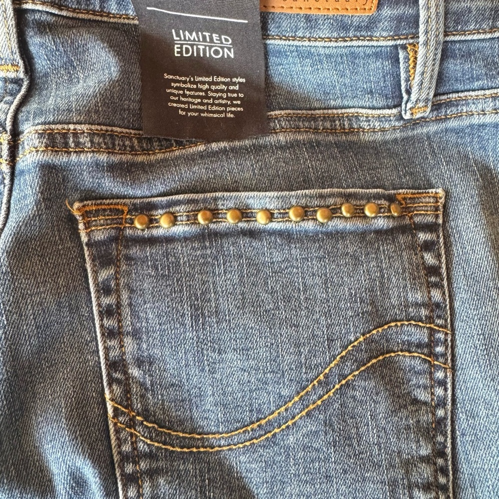 Sanctuary Blue Jeans with Classic Fit - Picture 4 of 7